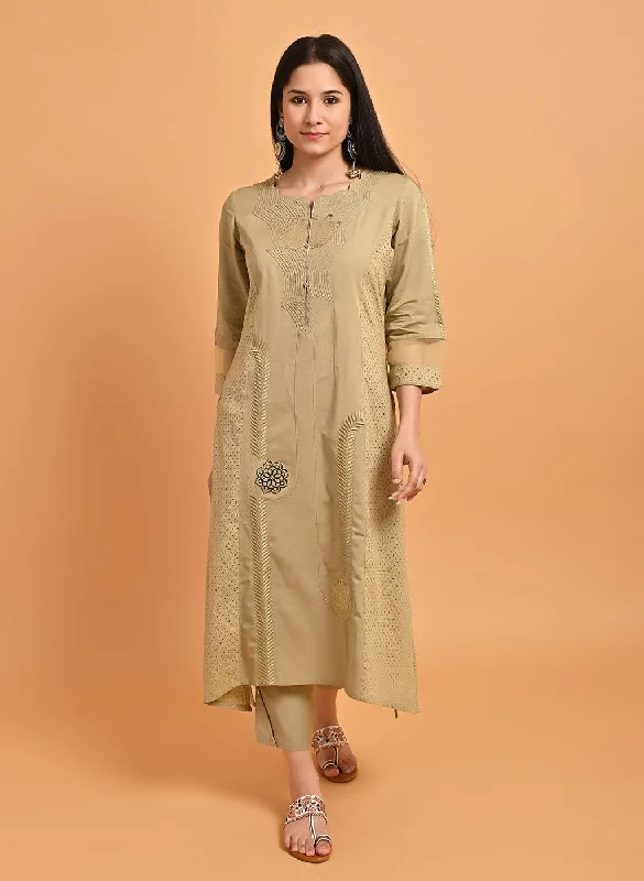 Apple Green Embroidered Cotton Kurta with 3/4th Sleeves and Asymmetrical Hem