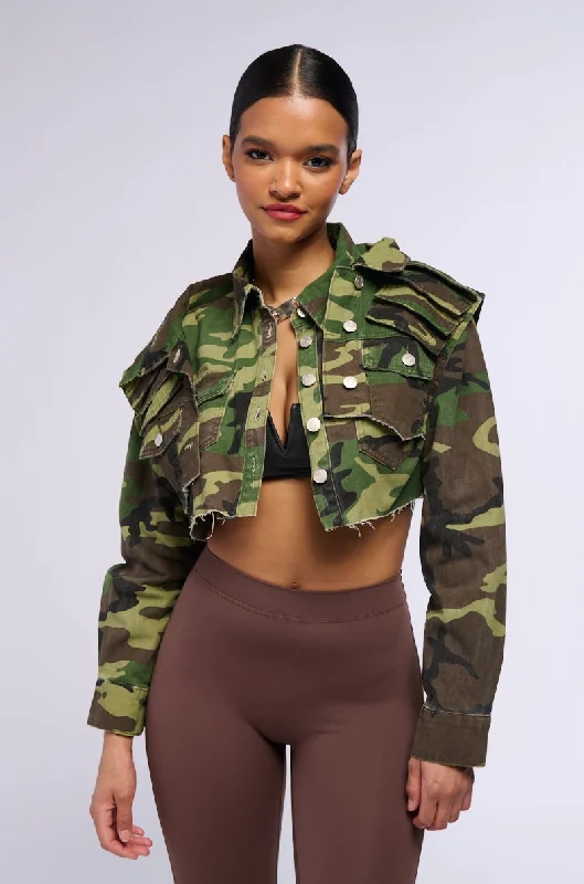 DOUBLE TROUBLE CROP CAMO DENIM JACKET